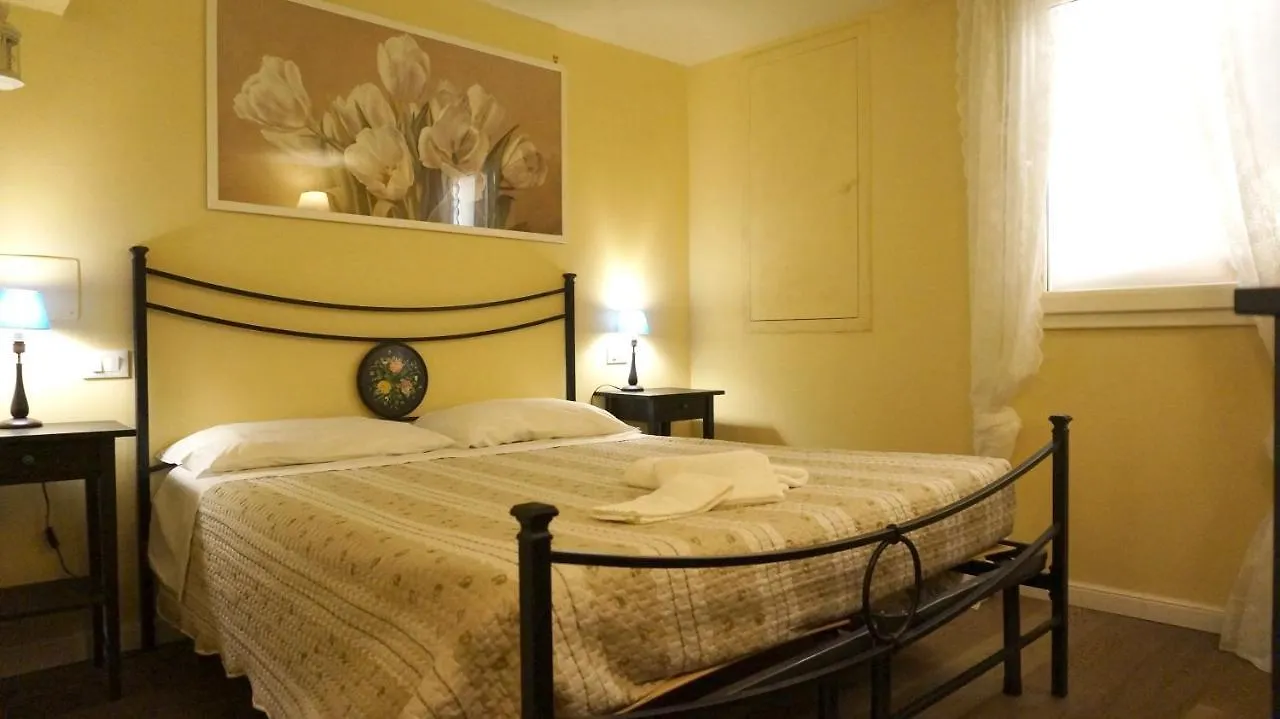 Silvia Apartment Lucca Italië