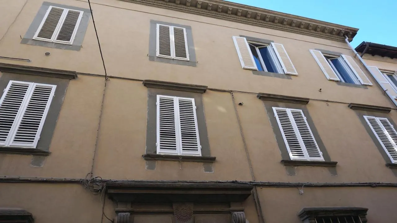 Silvia Apartment Lucca 0*,