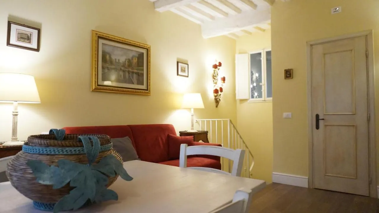 Silvia Apartment Lucca